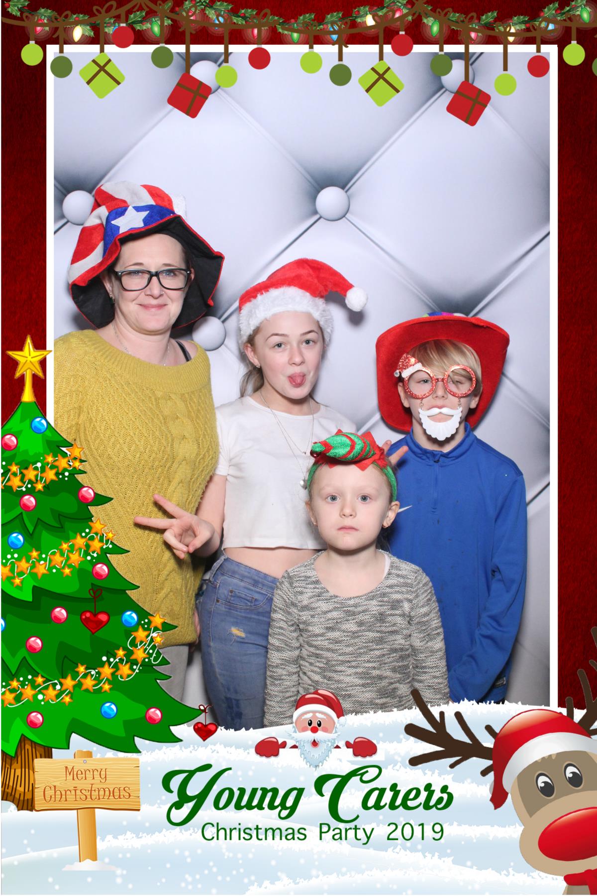 Young Carers Christmas Party   | View more photos from the event at gallery.magicimages.uk/u/MagicImages/Young-Carers-Christmas-Party